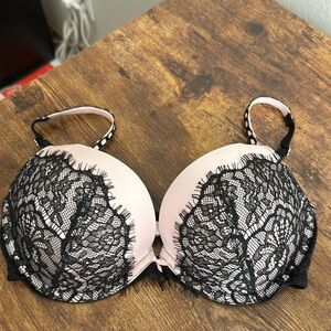 Victoria’s Secret Dream Angels Push-Up Bra